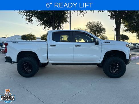 Used 2020 Chevrolet Silverado 1500 LT Trail Boss AWD/4WD image 2