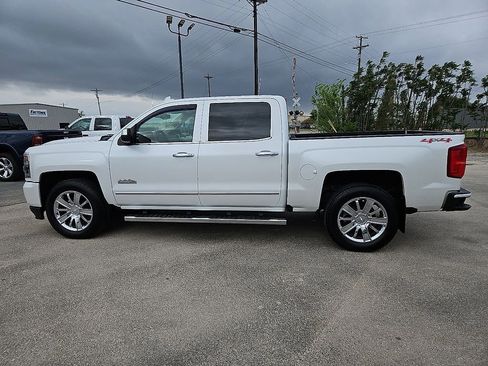 Used 2017 Chevrolet Silverado 1500 High Country image 3