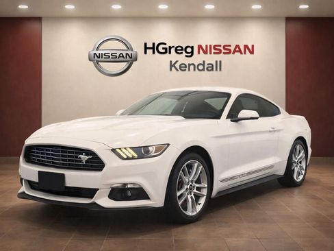 Used 2017 Ford Mustang Premium w/ Equipment Group 201A RWD image 3