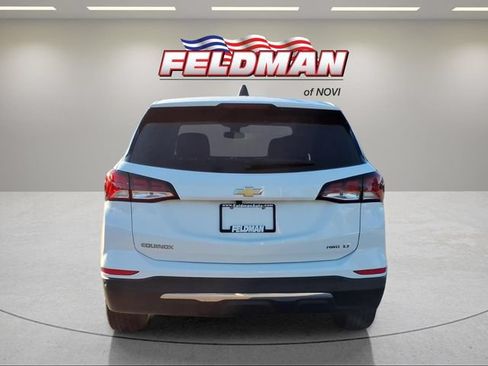 Used 2024 Chevrolet Equinox LT AWD/4WD image 4