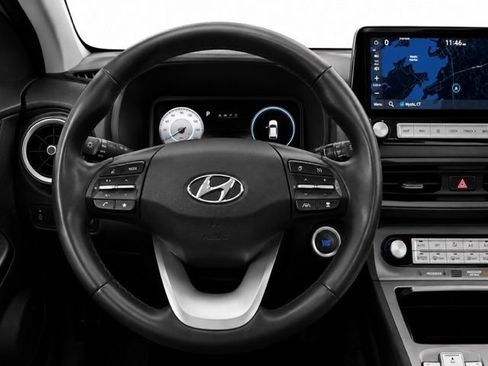 Used 2023 Hyundai Kona Limited FWD image 32