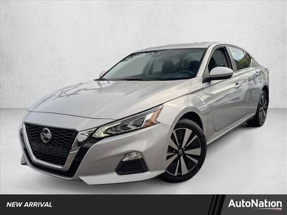 Certified 2022 Nissan Altima 2.5 SV