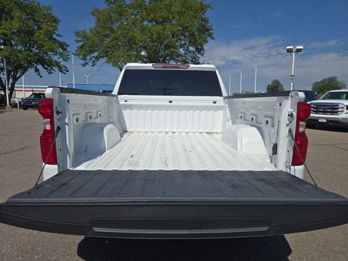 Used 2023 Chevrolet Silverado 1500 LT AWD/4WD image 17