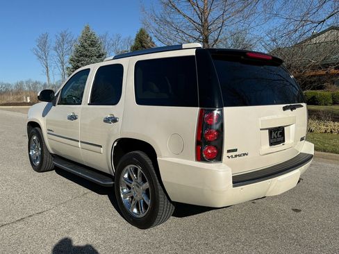 Used 2012 GMC Yukon Denali image 10