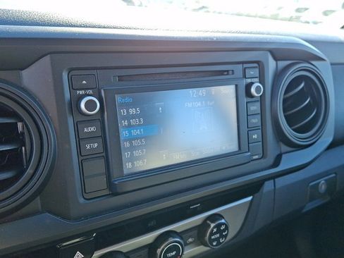 Certified 2016 Toyota Tacoma SR image 16