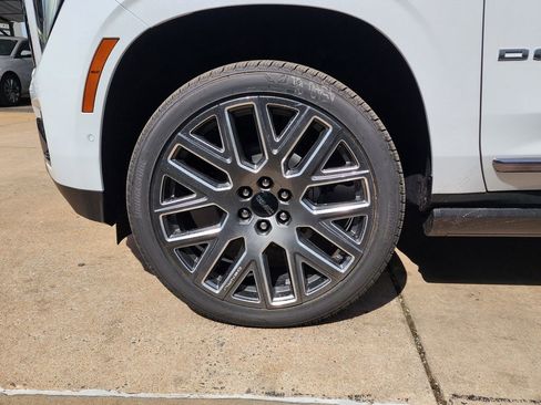 New 2026 GMC Yukon XL Denali Ultimate AWD/4WD image 68