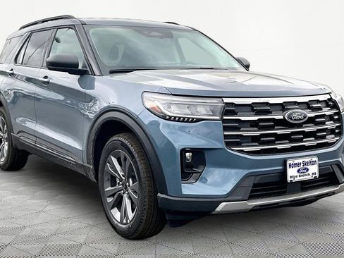 New 2026 Ford Explorer Active w/ Active Comfort Package image 1