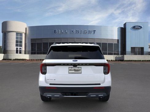 New 2026 Ford Explorer Active w/ Active Comfort Package image 6