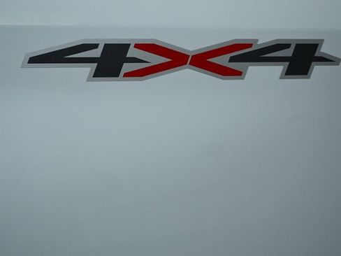 Used 2025 Chevrolet Silverado 2500 LT w/ Convenience Package image 15