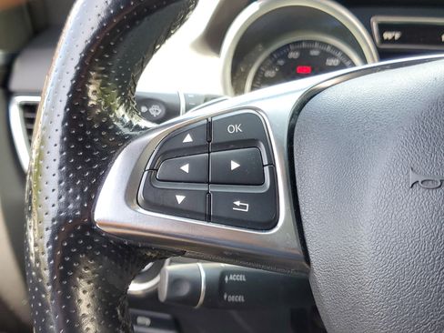 Used 2017 Mercedes-Benz GLE 350 4MATIC w/ Premium 2 Package image 20