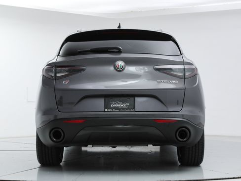 New 2025 Alfa Romeo Stelvio Sprint w/ Convenience Package AWD/4WD image 5