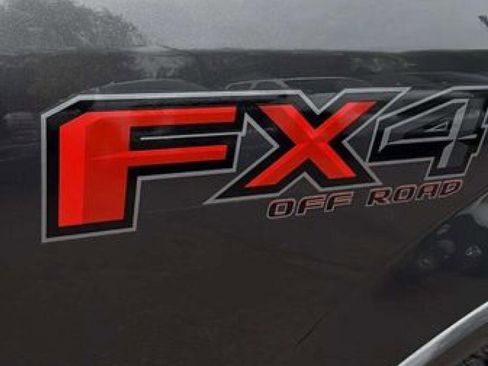 Used 2017 Ford F150 Lariat image 20