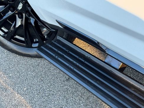 New 2026 Cadillac Escalade ESV Sport w/ LPO, ONYX Package image 13