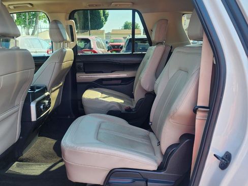Used 2022 Ford Expedition Max Limited AWD/4WD image 18