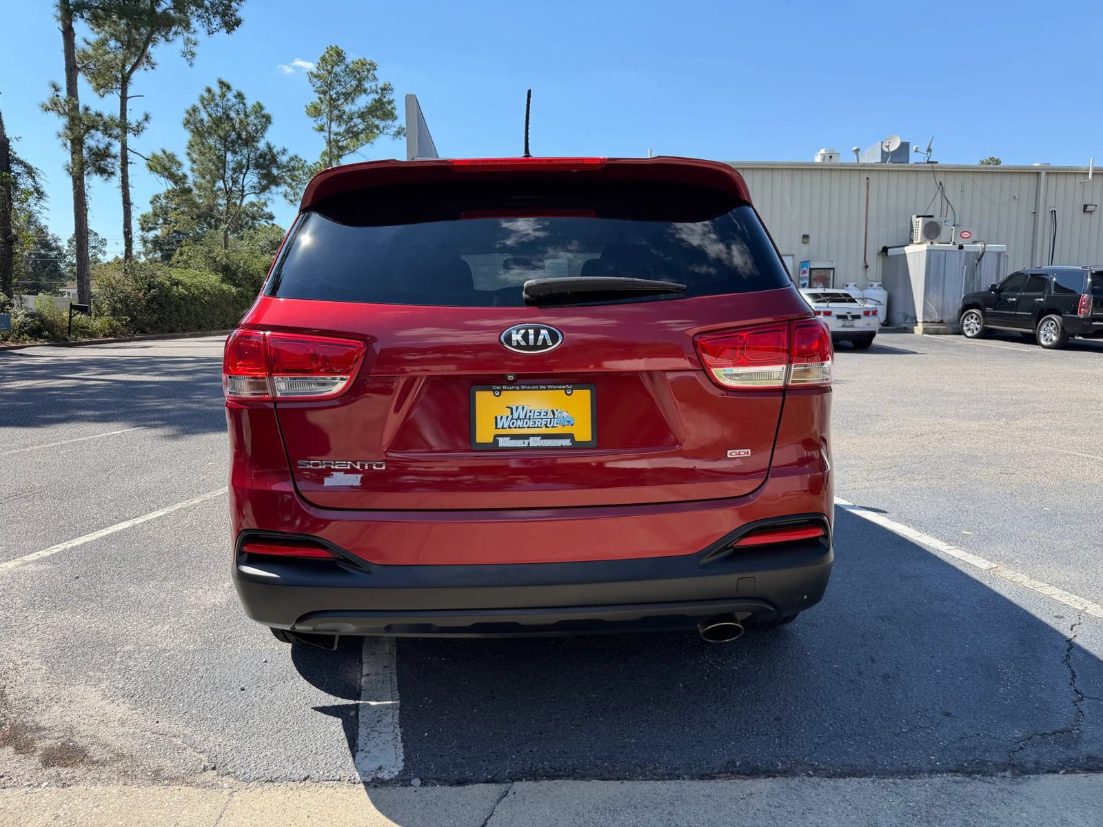 Used 2017 Kia Sorento FWD image 7