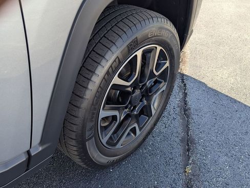 Used 2020 Jeep Compass Trailhawk w/ Cold Weather Group image 29