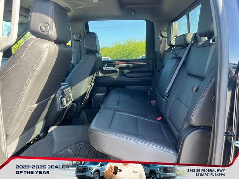 Used 2024 GMC Sierra 2500 Denali w/ Denali Reserve Package image 11