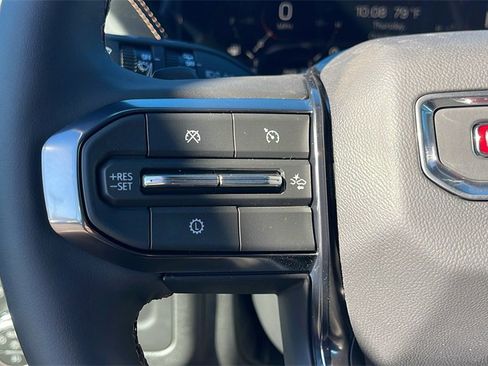 New 2026 GMC Yukon XL AT4 image 23