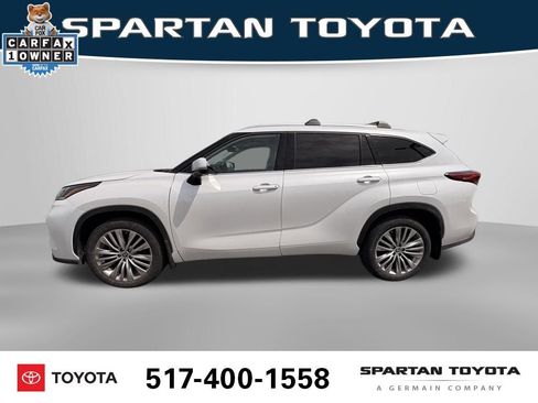 Used 2023 Toyota Highlander Platinum AWD/4WD image 3