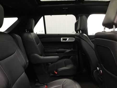 Used 2020 Ford Explorer Limited w/ Class III Trailer Tow Package image 20