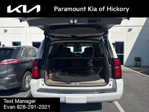 Used 2018 Chevrolet Suburban Premier AWD/4WD image 14