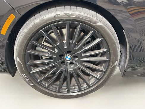 Certified 2024 BMW 740i xDrive w/ Executive Package AWD/4WD image 33