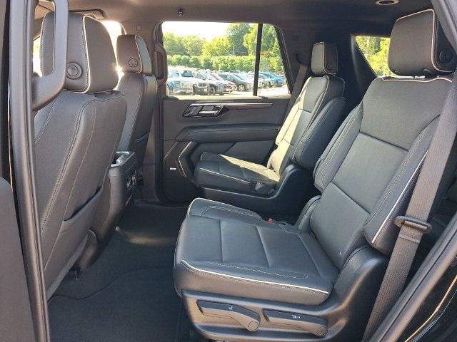 Used 2025 Chevrolet Tahoe Premier AWD/4WD image 18