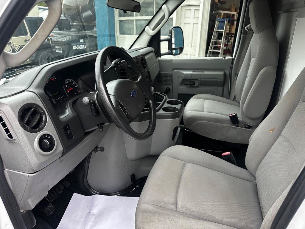 Used 2013 Ford E-350 and Econoline 350 Super Duty RWD image 13