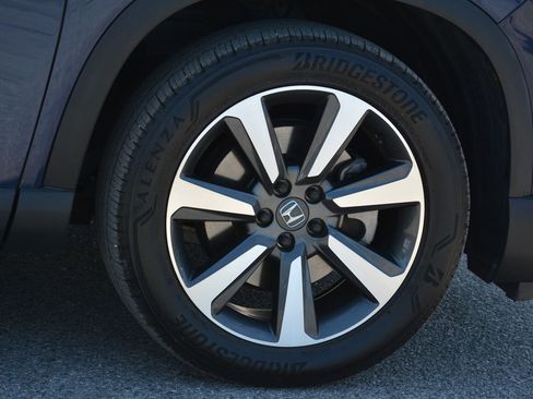 Used 2023 Honda Pilot Elite image 36