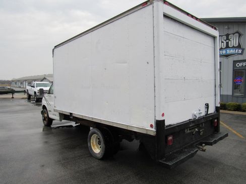Used 1998 GMC Savana 3500 image 3