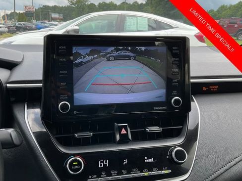 Used 2022 Toyota Corolla SE image 18
