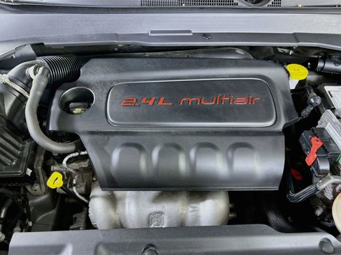 Used 2022 Jeep Compass Latitude w/ Convenience Group image 28