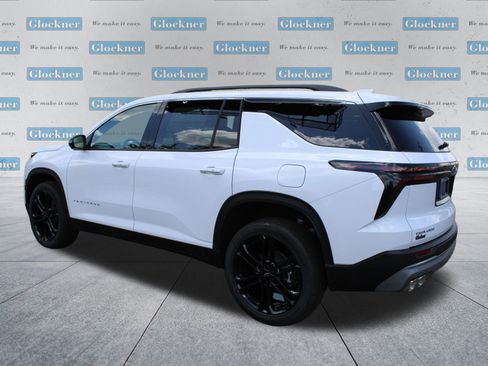 New 2026 Chevrolet Traverse LT w/ Driver Confidence Package FWD image 8