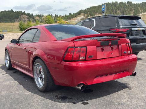 Used 2000 Ford Mustang GT RWD image 2