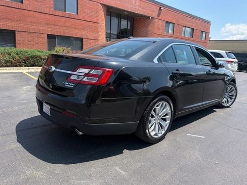 Used 2015 Ford Taurus Limited FWD image 5
