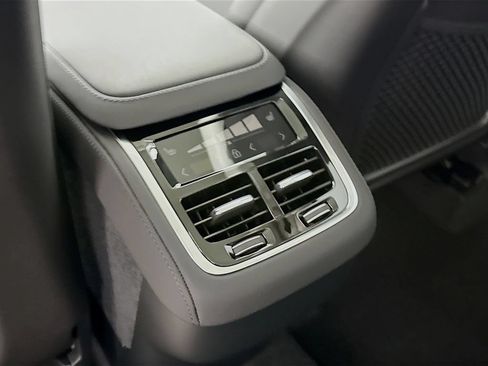 New 2026 Volvo XC90 B6 Plus w/ Protection Package AWD/4WD image 26