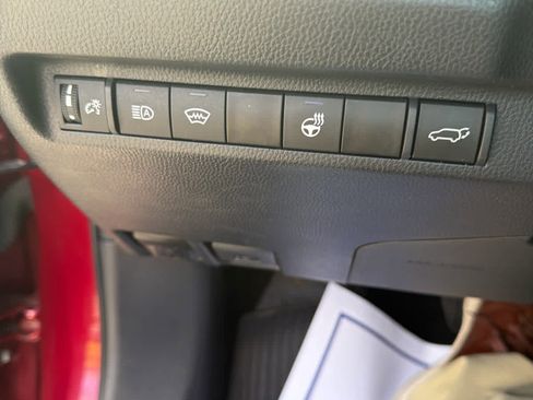 Used 2024 Toyota RAV4 XLE w/ Convenience Package image 20