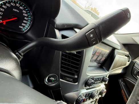 Used 2018 Chevrolet Suburban Premier image 29