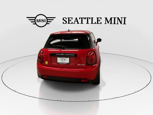 Certified 2023 MINI Cooper SE image 10