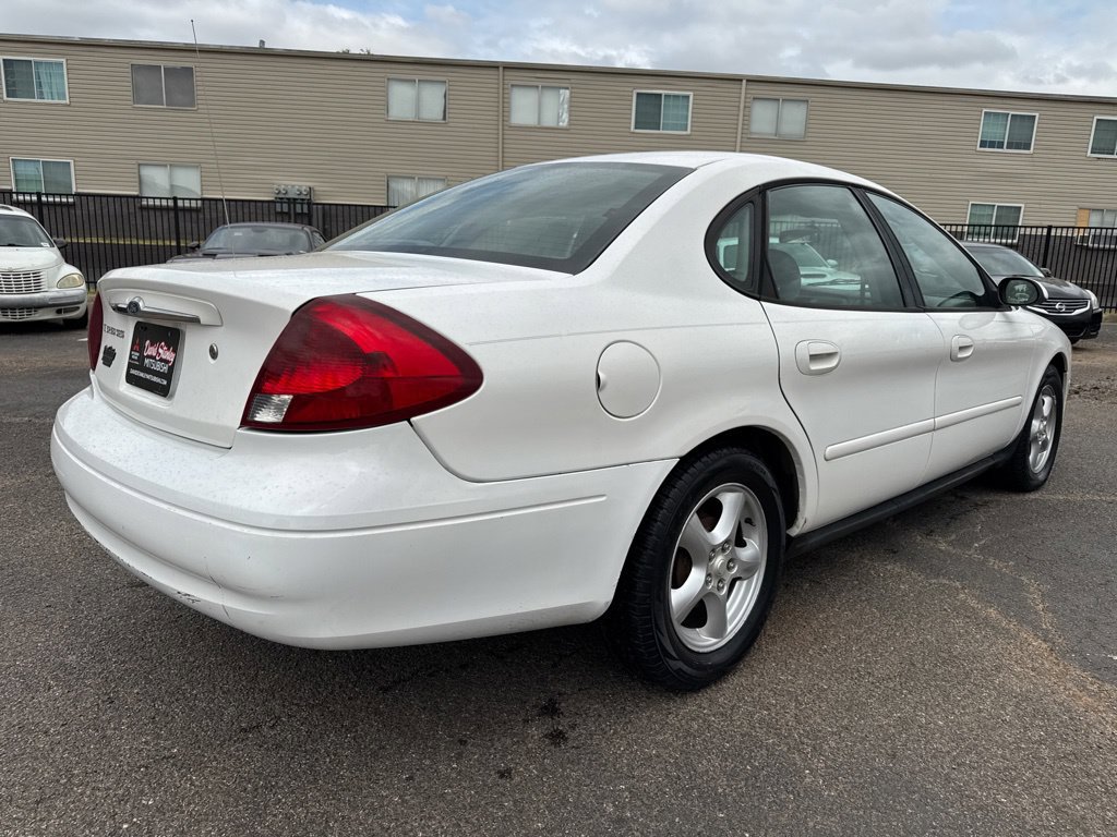 Used 2003 Ford Taurus SES FWD image 4
