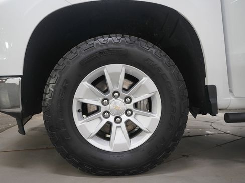 Used 2022 Chevrolet Silverado 1500 LT image 30