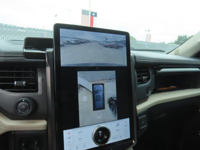 Used 2023 Ford Expedition Platinum RWD image 28