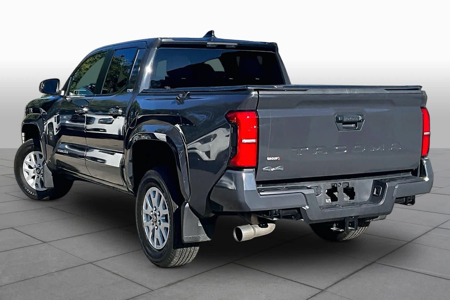 Certified 2026 Toyota Tacoma SR5 AWD/4WD image 12
