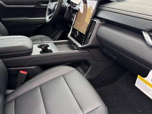 New 2026 GMC Acadia Elevation w/ Super Cruise Package AWD/4WD image 19