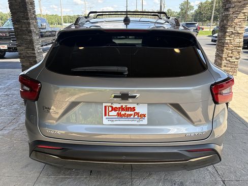 Used 2025 Chevrolet Trax ACTIV w/ Driver Confidence Package FWD image 7