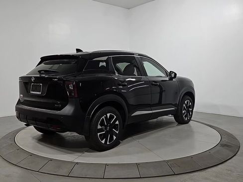 New 2026 Nissan Kicks SV image 5