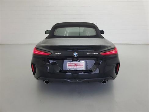 Used 2025 BMW Z4 sDrive30i image 6
