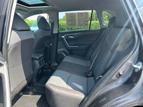 Used 2025 Toyota RAV4 XLE w/ Convenience Package FWD image 19