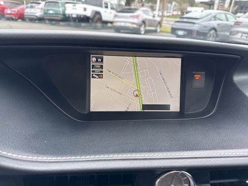 Used 2018 Lexus ES 350 w/ Navigation System Package image 20