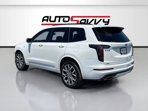 Used 2024 Cadillac XT6 Sport w/ Technology Package AWD/4WD image 5